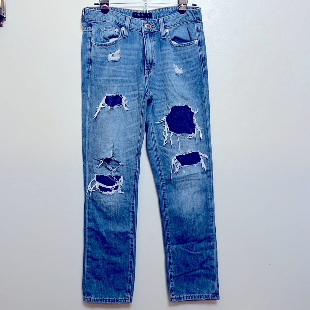 Aeropostale Women’s Ripped Boyfriend Jeans Size 2